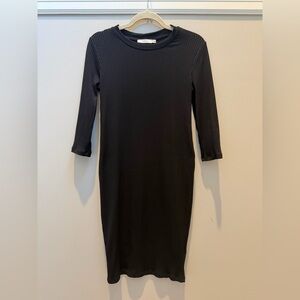 Like New Lush Women’s Black Ribbed Midi Dress